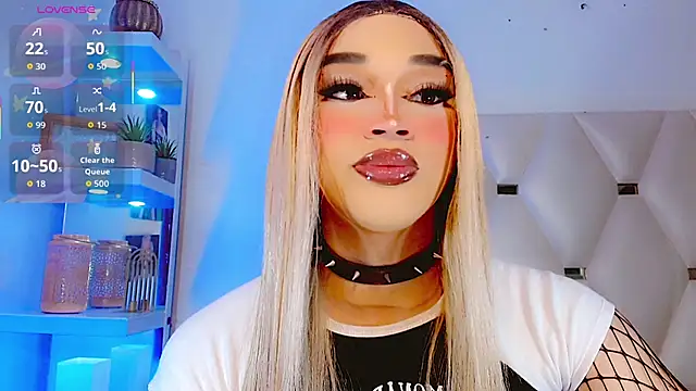 Snapshot of _IsabellaRousse chatting on February 28, 8:10 pm IsabellaRousse online show from February 28, 8:10 pm