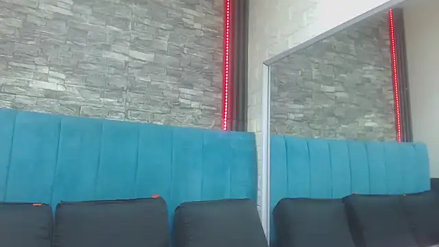 Snapshot of Lil_Rose2006 chatting on November 7, 1:00 pm Lil Rose2006 online show from November 7, 1:00 pm