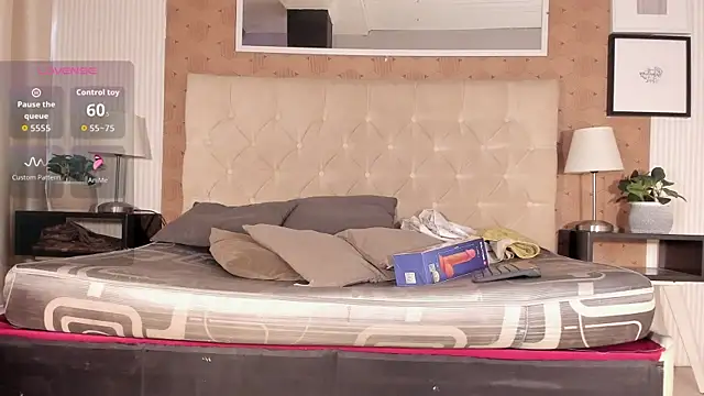 Snapshot of liam_twiink chatting on November 6, 7:26 pm liam twiink online show from November 6, 7:26 pm