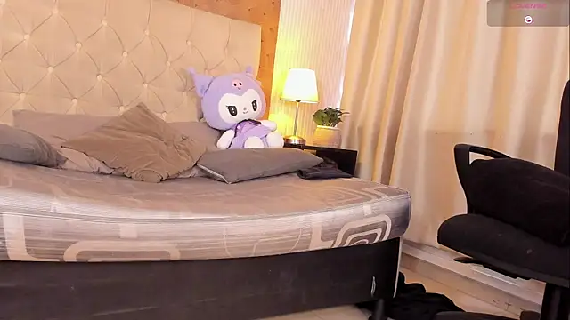 Snapshot of liam_twiink chatting on November 29, 8:12 pm liam twiink online show from November 29, 8:12 pm