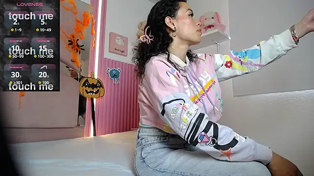 Snapshot of oblivionlove chatting on October 21, 8:31 pm oblivionlove online show from October 21, 8:31 pm