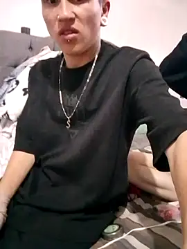 Snapshot of oblivionlove chatting on November 19, 9:04 pm oblivionlove online show from November 19, 9:04 pm