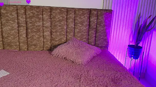 Missdionne curly online show from February 27, 11:43 am