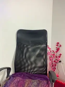 Snapshot of sweet-abbie chatting on October 4, 12:19 am sweet-abbie online show from October 4, 12:19 am