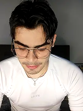 Snapshot of Mason_grey chatting on November 1, 9:50 pm Mason grey online show from November 1, 9:50 pm