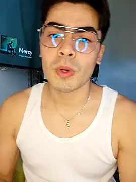 Snapshot of Mason_grey chatting on November 10, 2:38 pm Mason grey online show from November 10, 2:38 pm