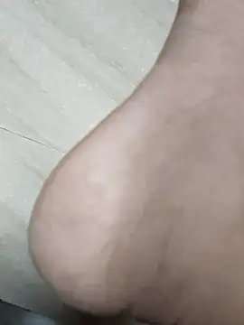 Snapshot of pallavi0002 chatting on September 20, 5:08 am pallavi0002 online show from September 20, 5:08 am