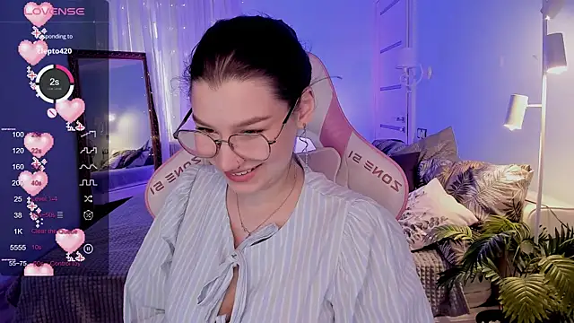 LinaBlossom  online show from July 16, 2:28 am