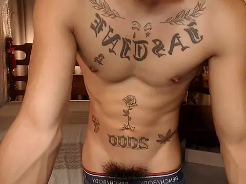 Snapshot of Jastine_hunk chatting on November 12, 5:08 am Jastine hunk online show from November 12, 5:08 am