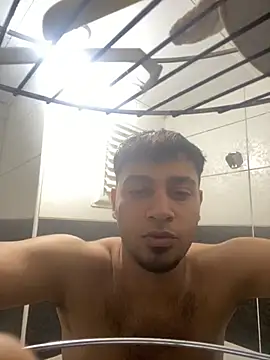 Snapshot of astoperaa chatting on November 20, 7:35 pm astoperaa online show from November 20, 7:35 pm