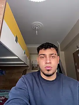 Snapshot of astoperaa chatting on November 28, 10:18 am astoperaa online show from November 28, 10:18 am