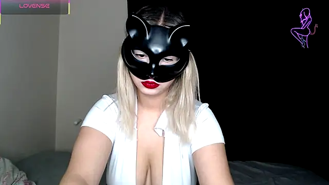 Snapshot of aliandmelisa chatting on November 16, 2:22 pm aliandmelisa online show from November 16, 2:22 pm