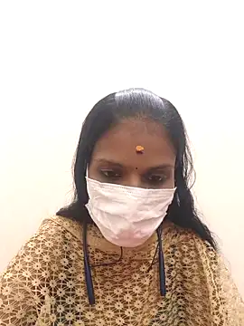 Snapshot of Tamil_Yalini12 chatting on December 3, 8:23 am Tamil Yalini12 online show from December 3, 8:23 am