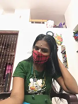 Snapshot of Tamil_Yalini12 chatting on June 11, 4:54 am Tamil Yalini12 online show from June 11, 4:54 am