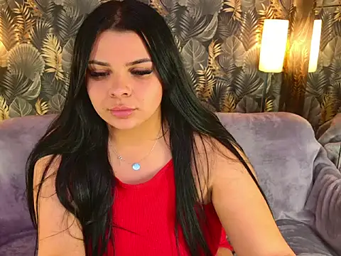 Snapshot of ThiccMady chatting on November 29, 8:01 pm ThiccMady online show from November 29, 8:01 pm