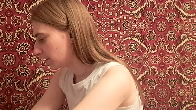 Snapshot of ivetabloom chatting on September 21, 5:36 pm ivetabloom online show from September 21, 5:36 pm