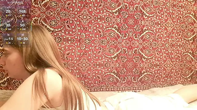 Snapshot of ivetabloom chatting on October 17, 6:32 pm ivetabloom online show from October 17, 6:32 pm