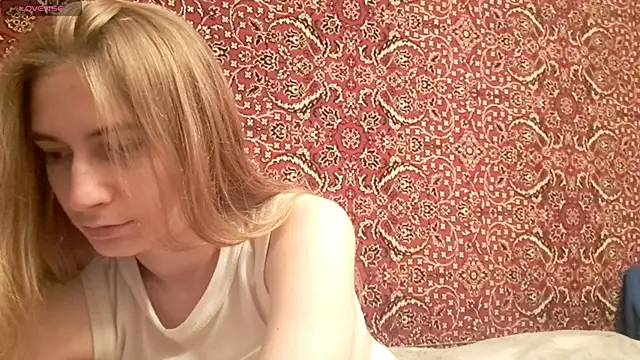 Snapshot of ivetabloom chatting on October 26, 5:08 pm ivetabloom online show from October 26, 5:08 pm