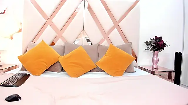 carlafontaine online show from October 21, 5:24 pm