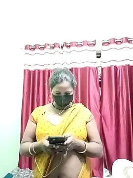 Snapshot of School_medam chatting on October 28, 11:51 pm School medam online show from October 28, 11:51 pm