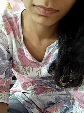 anayahotty online show from October 21, 4:19 pm