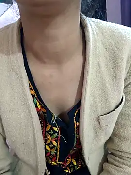 anayahotty online show from November 8, 7:23 pm