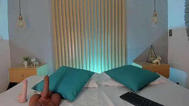 miia blaze online show from February 12, 1:39 pm