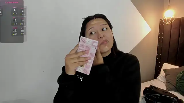 mayukim online show from November 23, 11:21 am