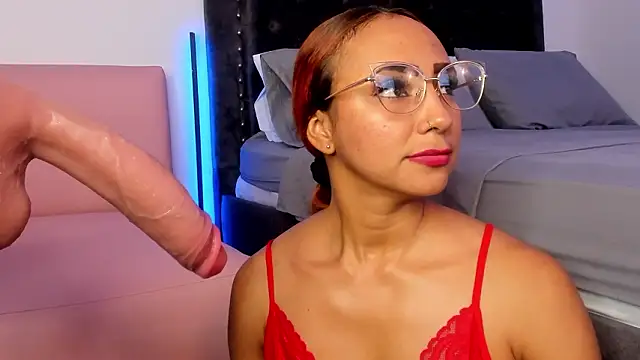 Kelseyfoxy  online show from March 17, 1:25 pm