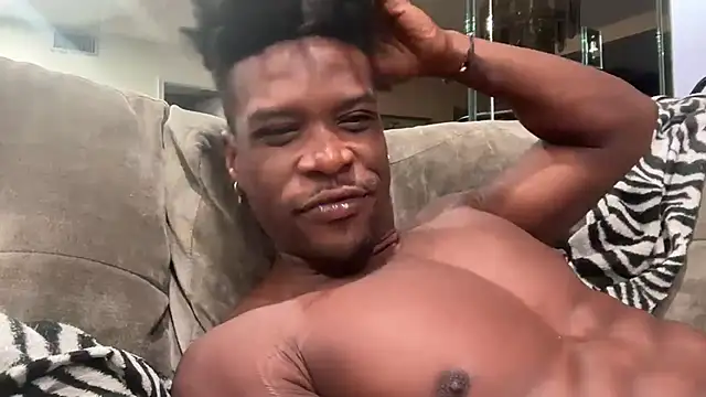 MrDaddyBlackNi9e online show from October 16, 12:06 pm