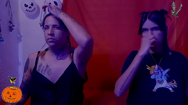 Snapshot of Couple_Moth666 chatting on October 24, 12:34 pm Couple Moth666 online show from October 24, 12:34 pm