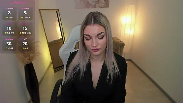 Alice Cutieee online show from October 18, 10:27 am