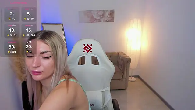 Alice Cutieee online show from October 19, 10:27 am