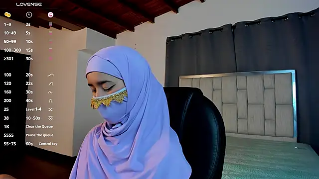 kalila latif online show from October 8, 2:31 am