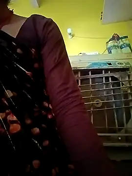 Snapshot of barsha27a chatting on September 22, 8:38 am barsha27a online show from September 22, 8:38 am