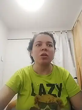 Snapshot of Alice_pussyhairy chatting on October 24, 11:45 pm Alice pussyhairy online show from October 24, 11:45 pm