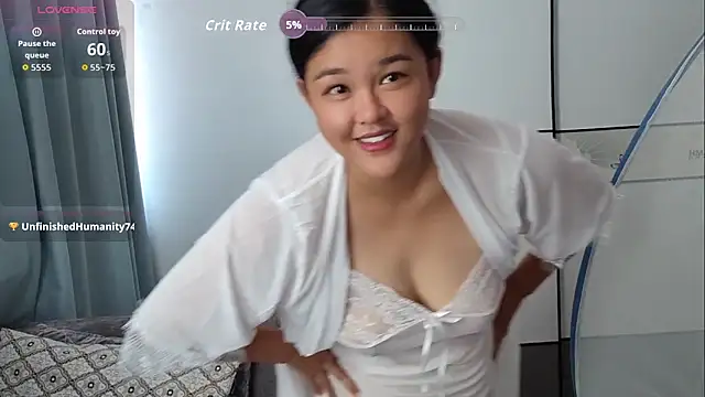 Qian-Qian online show from September 30, 3:00 am