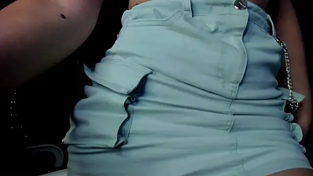 Snapshot of Al1ceGreen chatting on September 23, 3:37 pm Al1ceGreen online show from September 23, 3:37 pm