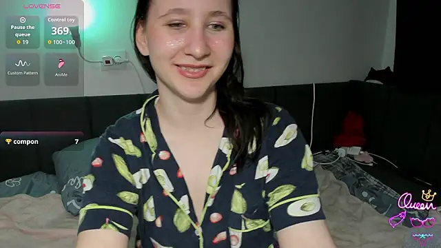 ChristinaFivePlus online show from March 29, 3:34 pm