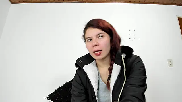 Snapshot of Valen_tina chatting on October 8, 12:14 pm Valen tina online show from October 8, 12:14 pm
