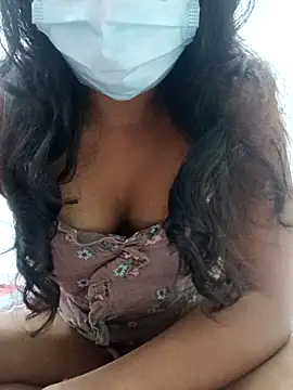 Snapshot of sexybolegirl chatting on January 8, 5:26 pm sexybolegirl online show from January 8, 5:26 pm