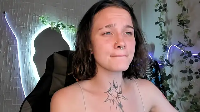 Elastikisss online show from June 21, 5:26 pm