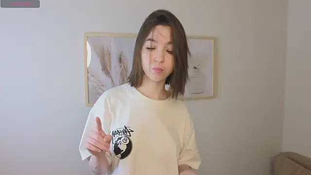 Snapshot of Veyaspace chatting on November 4, 1:10 pm Veyaspace online show from November 4, 1:10 pm