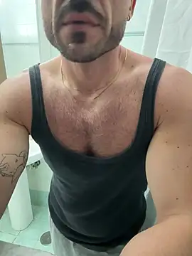 giovan2020 online show from June 3, 8:58 pm