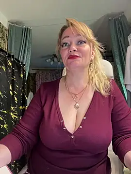 Sweet-blonde online show from July 17, 8:35 pm