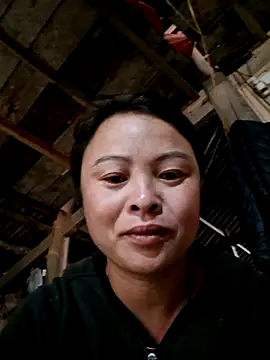 xuxulovezz online show from April 2, 12:41 am