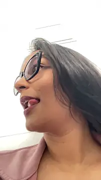 Selene Wings22 online show from February 23, 4:37 pm