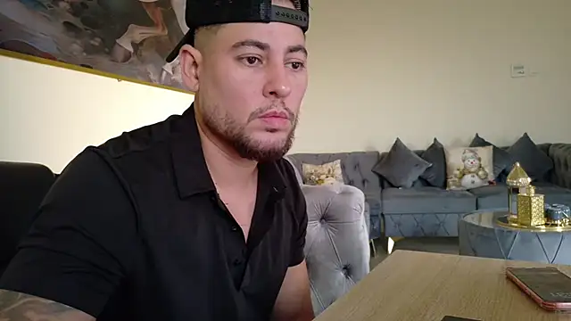 maximus888A online show from June 26, 2:32 pm