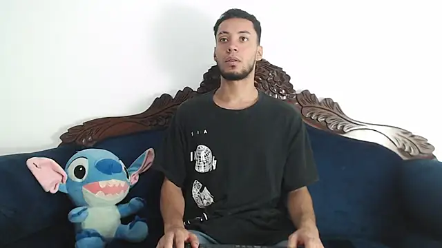 aroncooper1 online show from January 7, 3:53 am