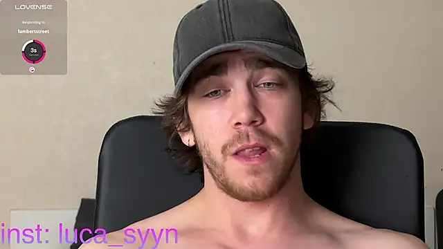 Snapshot of luca_syn chatting on October 27, 6:56 pm luca syn online show from October 27, 6:56 pm